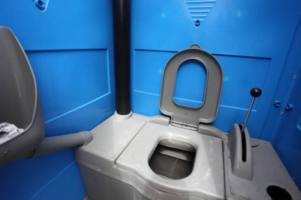 Best Portable restroom trailer rental  in Willowick, OH